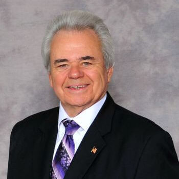 Dean Strzelecki is a Director Emeritus for the Niles Chamber.