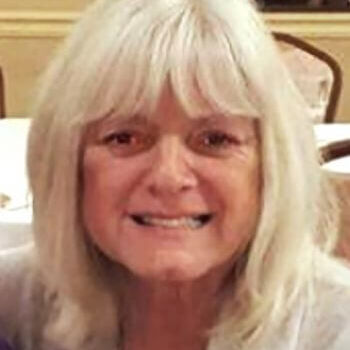 Joanne Cwynar is a Director Emeritus for the Niles Chamber.